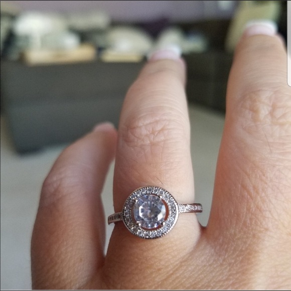 🎀Stunning diamond simulant - Picture 5 of 5